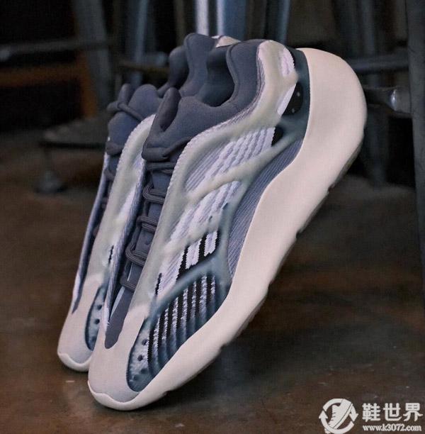 全新 adidas Yeezy 700 V3 “Fade Salt” 將于今年9月發(fā)售