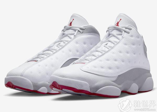  Air Jordan 13 “Wolf Grey” 終于迎來官圖，發(fā)售日期隨之確定