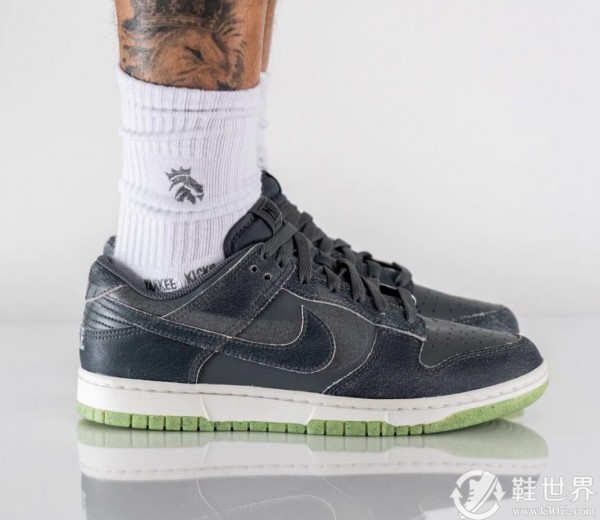 Nike,Dunk Low,Iron Grey,DQ7681 幻影雙鉤有點帥！這雙極致做舊的 Dunk 你給幾分？