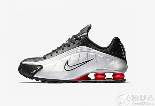 Martine Rose,Nike,Shox MR4,DQ2 她將成為 Virgil 接任者？與 Nike 的聯(lián)名鞋剛剛曝光！