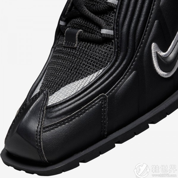 Martine Rose x Nike Shox MR4諜照及發(fā)售信息Q2 她將成為 Virgil 接任者？與 Nike 的聯(lián)名鞋剛剛曝光！