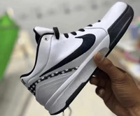 Nike Kobe 4 Protro “Gigi”諜照